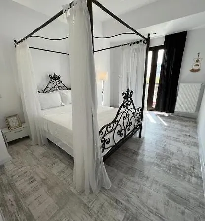 Delta Apartament Apartment *